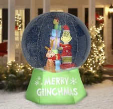 6 FT GRINCH AND MAX SNOWGLOBE