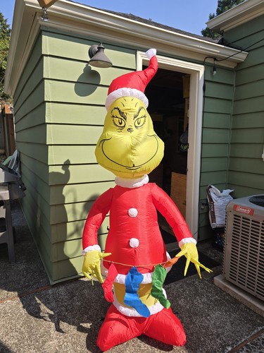 The grinch airblown inflatable - grinch,