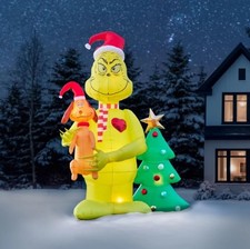 16 FT COLOSSAL GRINCH WITH MAX